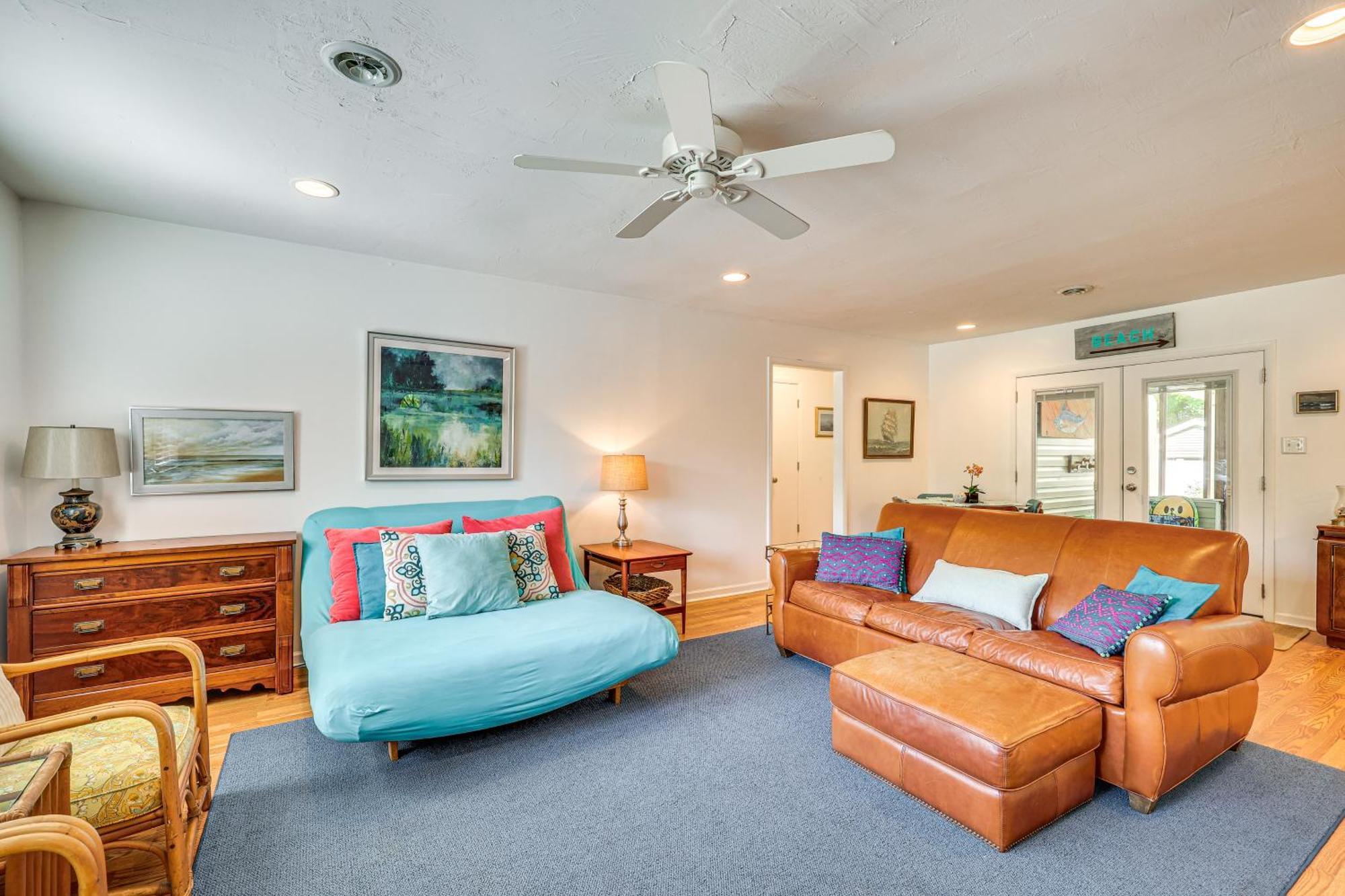Oak Island Cottage Minutes To Long Beach! Exterior photo