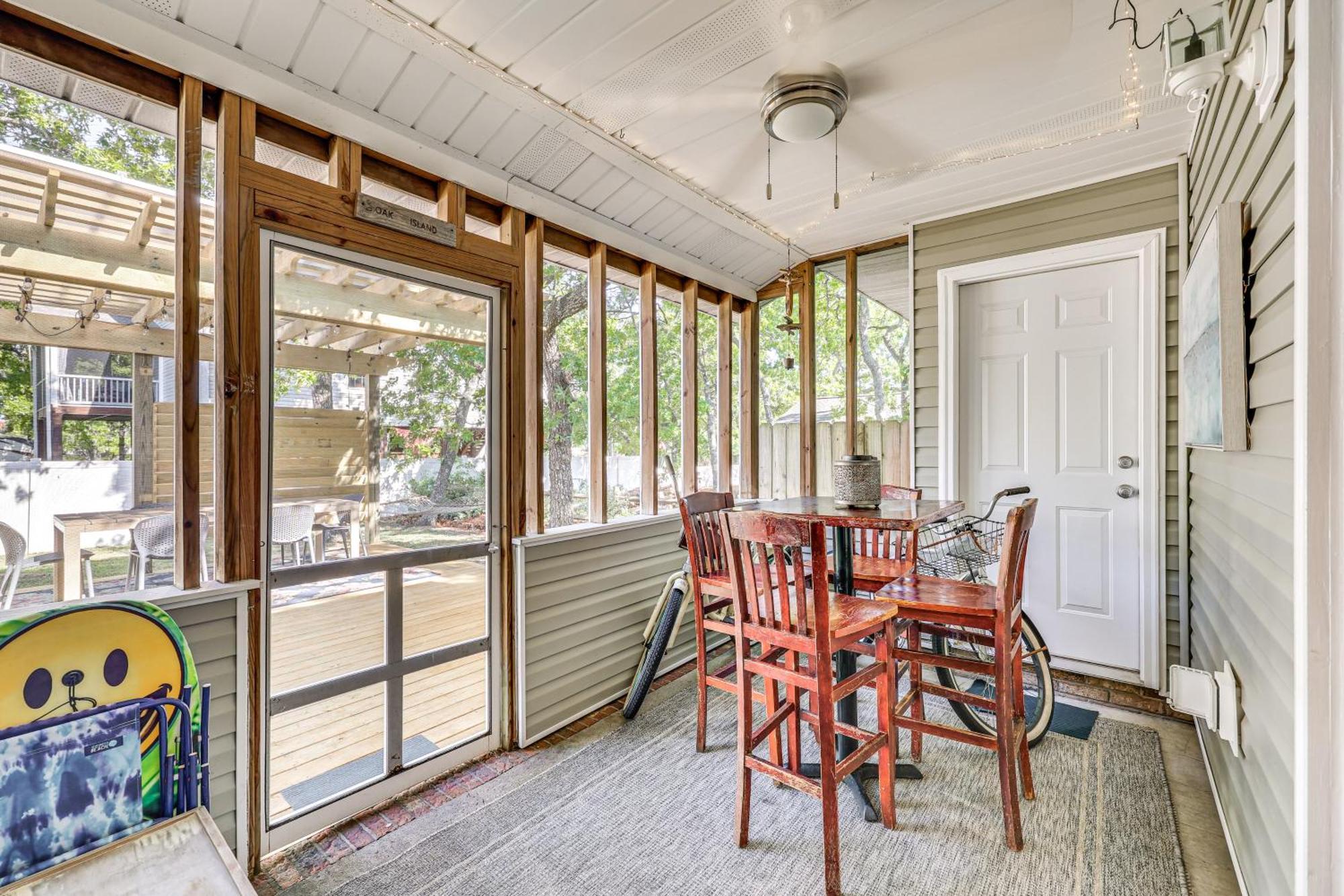 Oak Island Cottage Minutes To Long Beach! Exterior photo