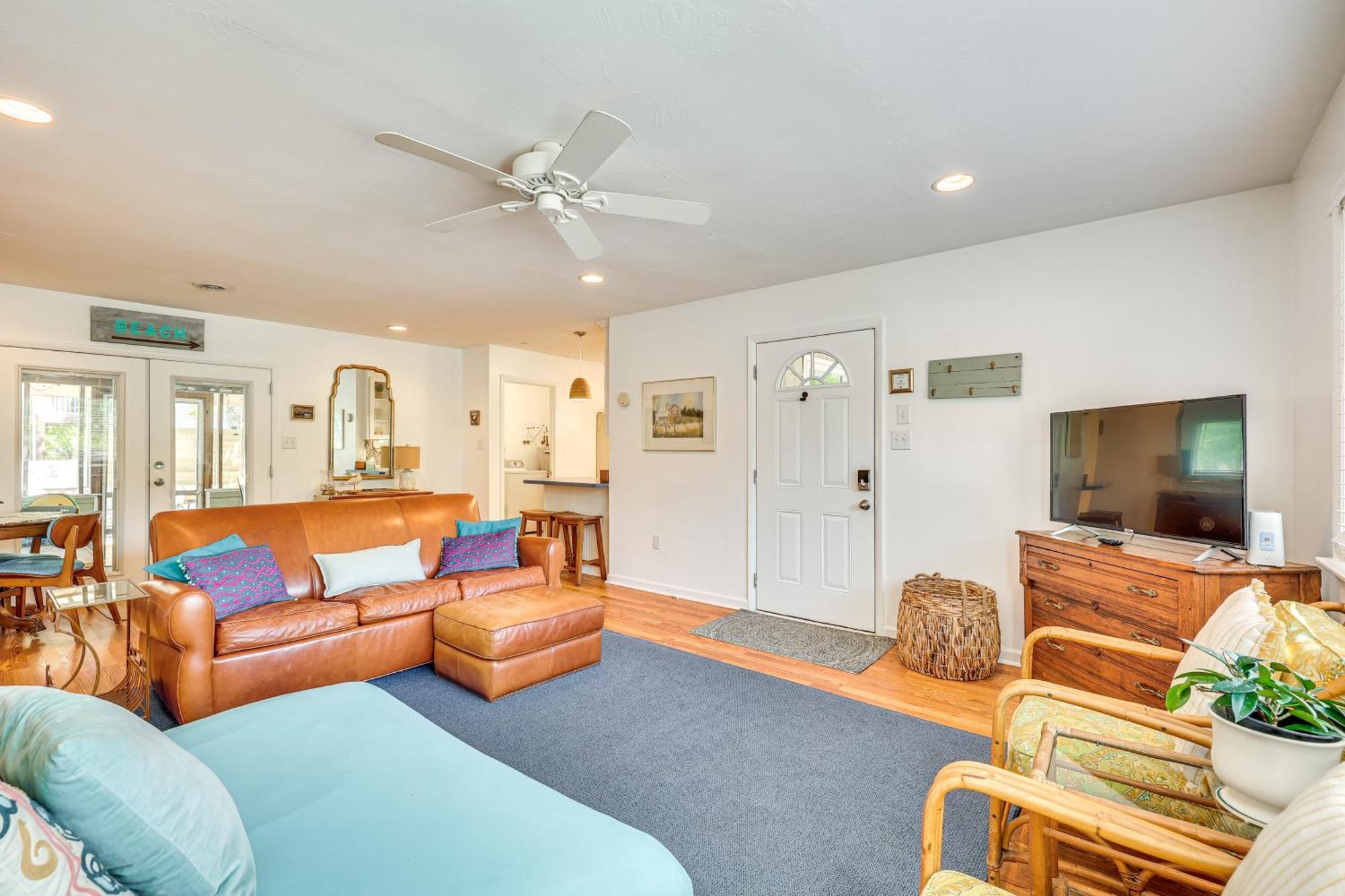 Oak Island Cottage Minutes To Long Beach! Exterior photo